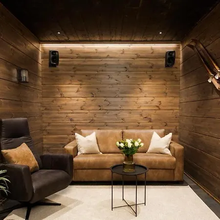 Aspen C By Aavalevi Holidays, Ski-in Ski-out